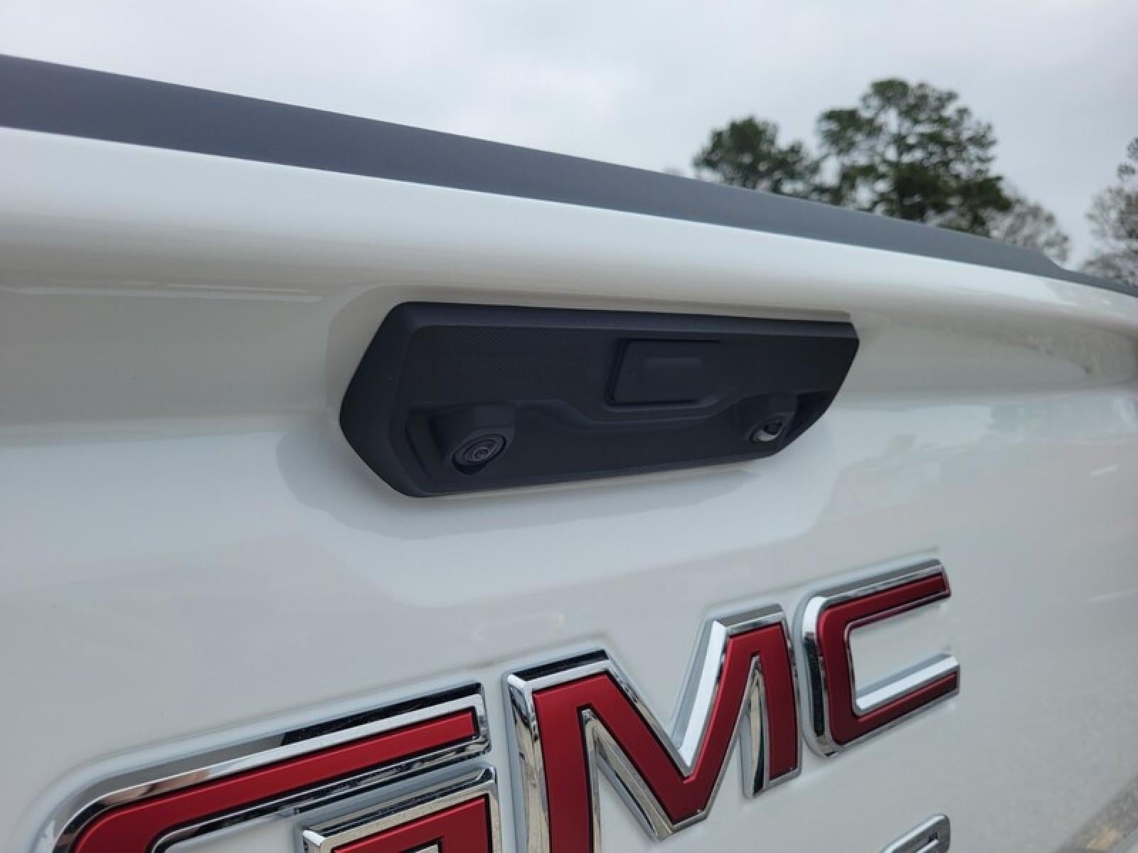 2026 GMC Sierra 1500 Crew Cab Short Box 2-Wheel Drive Elevation
