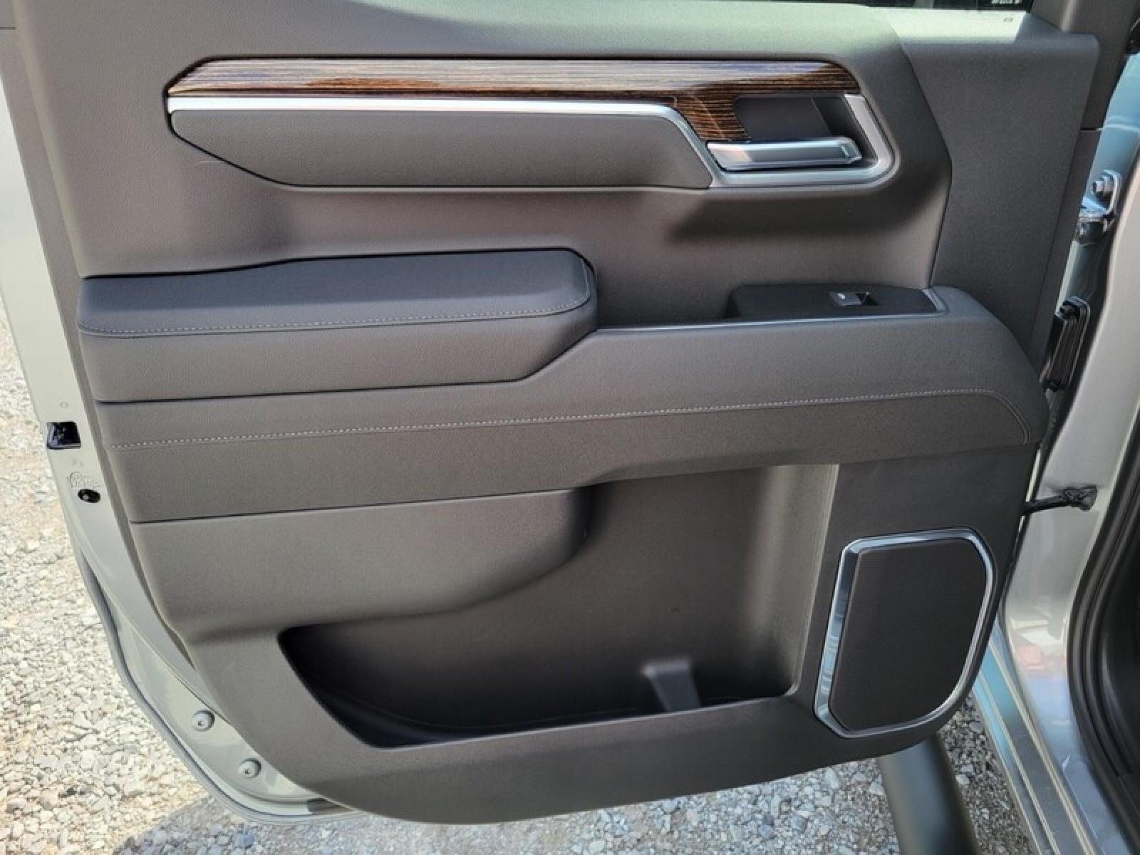 2026 GMC Sierra 1500 Crew Cab Short Box 2-Wheel Drive Elevation