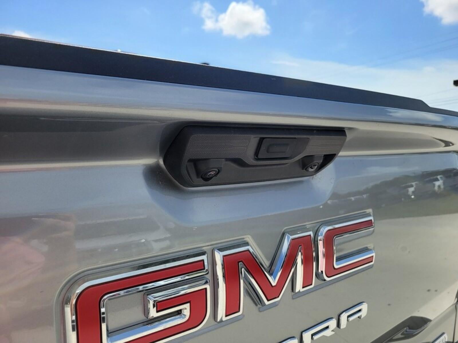 2026 GMC Sierra 1500 Crew Cab Short Box 2-Wheel Drive Elevation