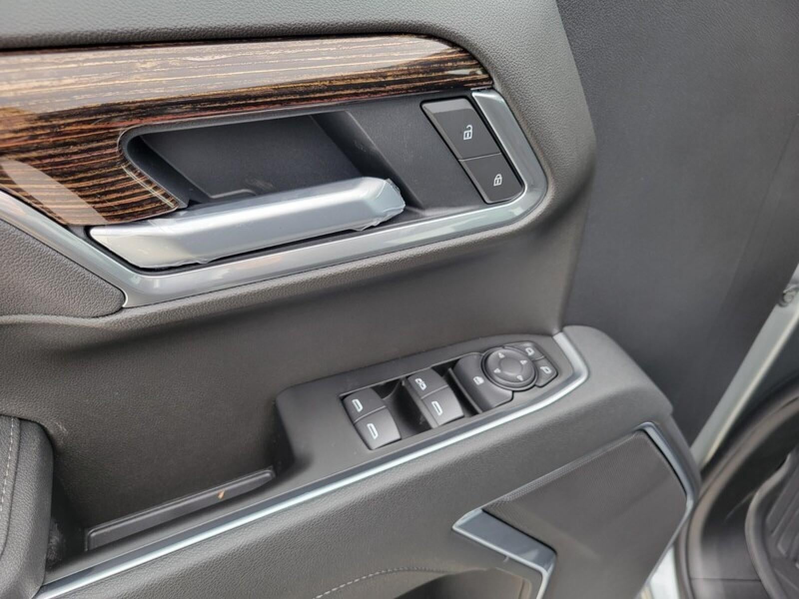 2026 GMC Sierra 1500 Crew Cab Short Box 2-Wheel Drive Elevation