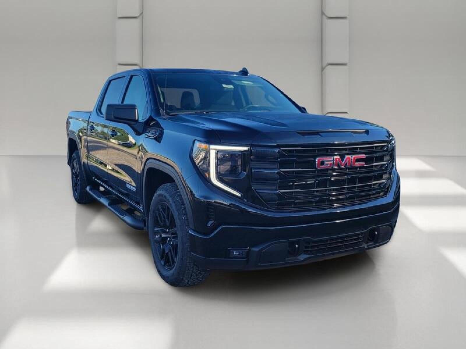 2026 GMC Sierra 1500 Crew Cab Short Box 2-Wheel Drive Elevation
