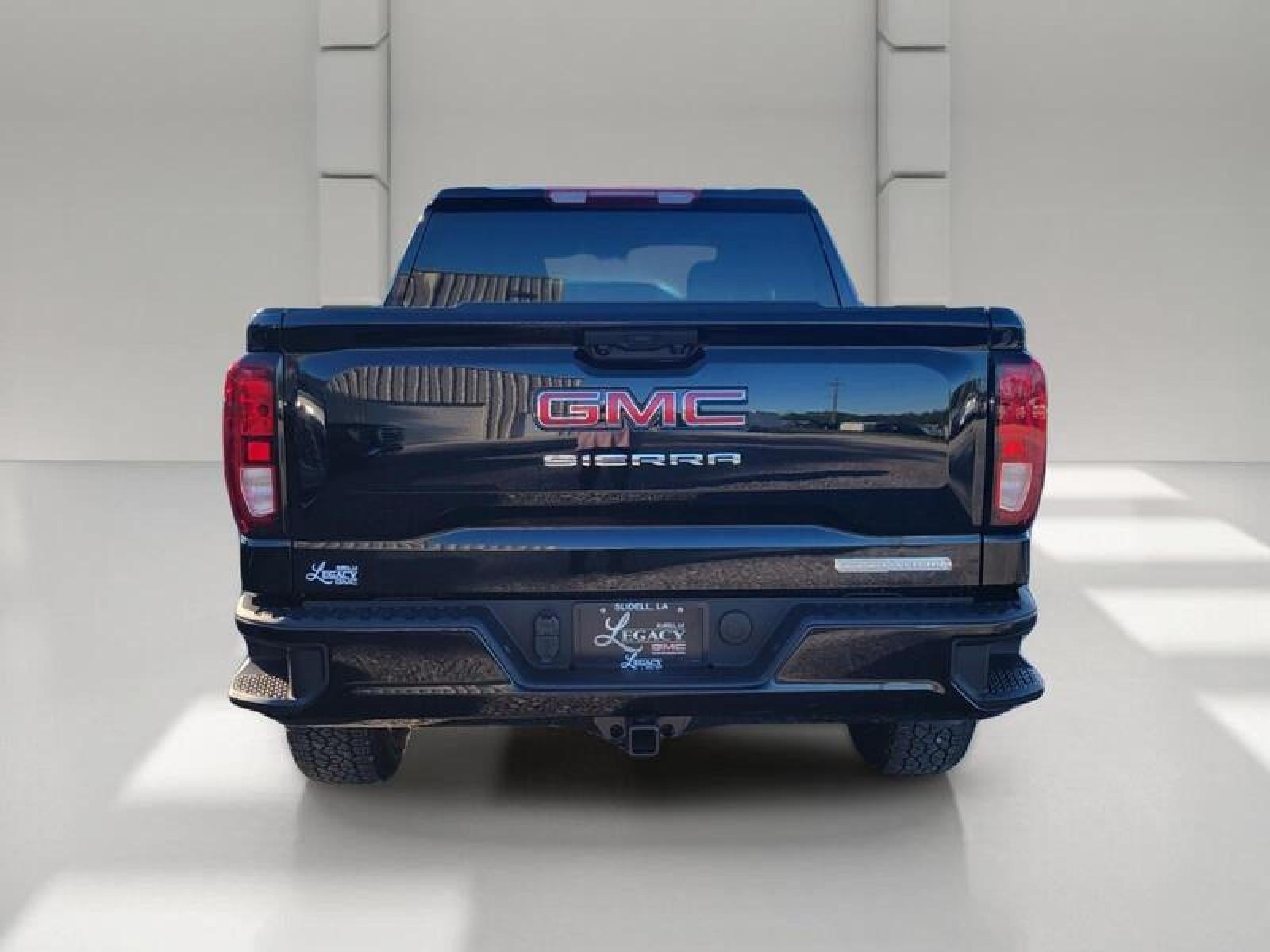 2026 GMC Sierra 1500 Crew Cab Short Box 2-Wheel Drive Elevation