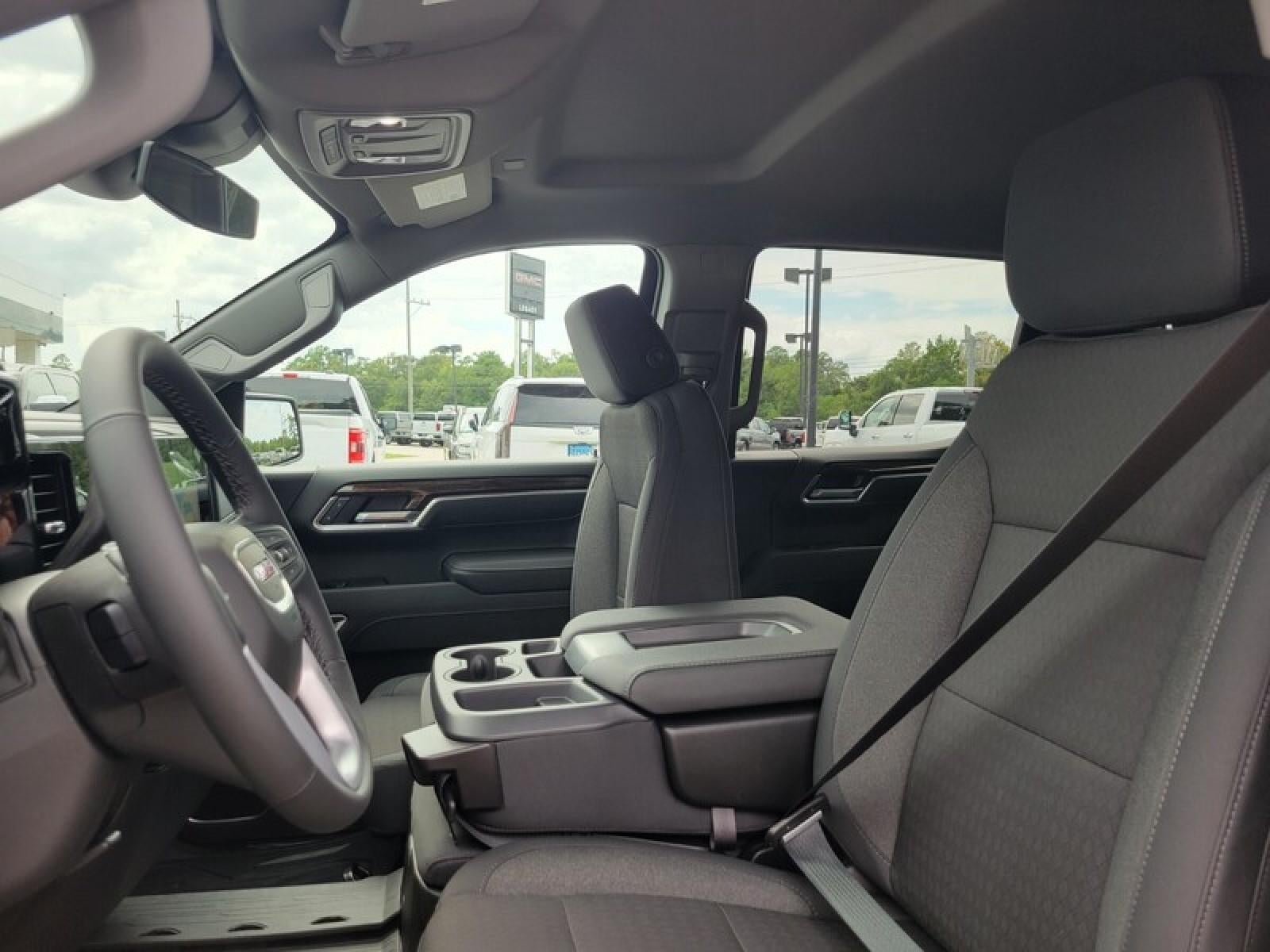 2026 GMC Sierra 1500 Crew Cab Short Box 2-Wheel Drive Elevation
