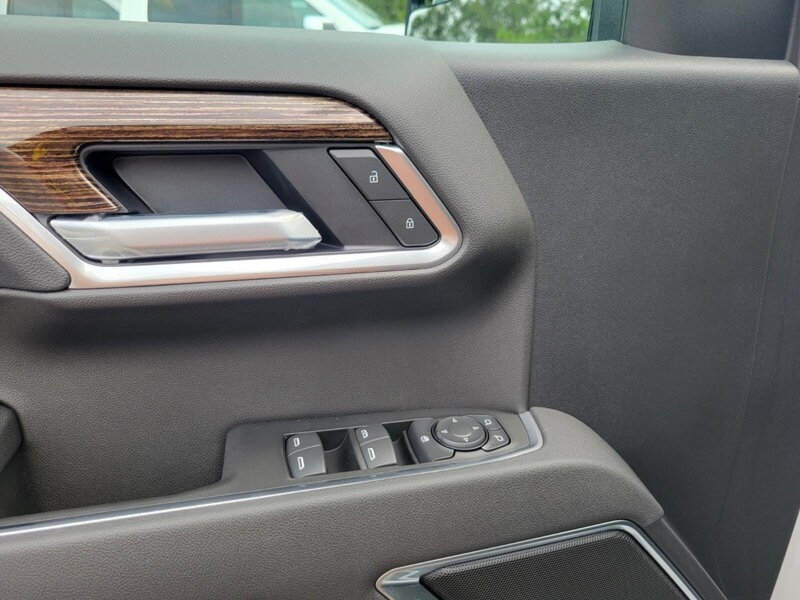 2026 GMC Sierra 1500 Crew Cab Short Box 2-Wheel Drive Elevation