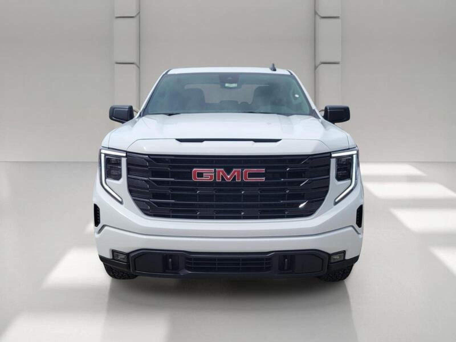 2026 GMC Sierra 1500 Crew Cab Short Box 2-Wheel Drive Elevation