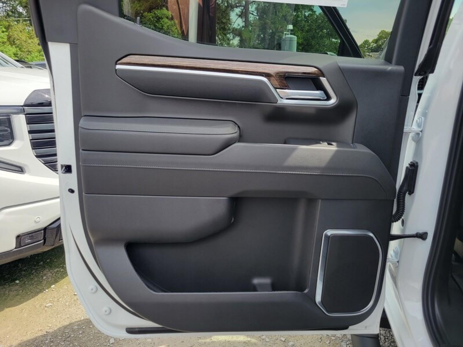 2026 GMC Sierra 1500 Crew Cab Short Box 2-Wheel Drive Elevation