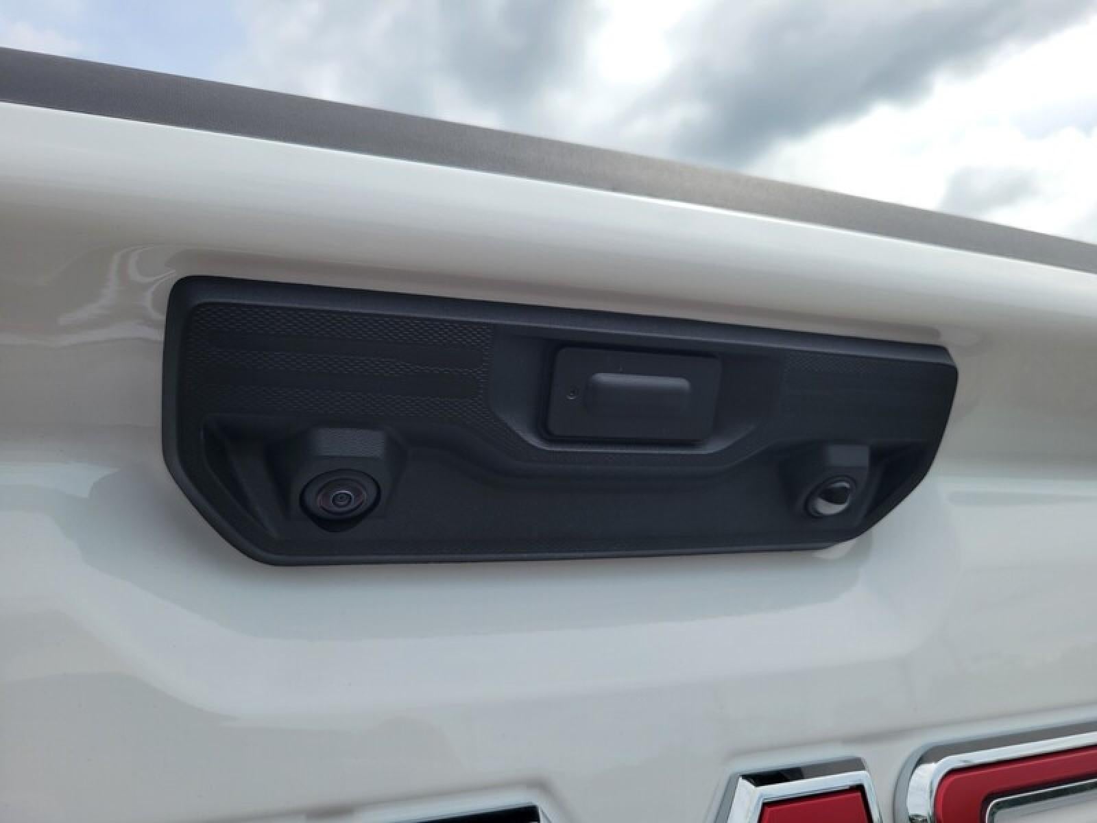 2026 GMC Sierra 1500 Crew Cab Short Box 2-Wheel Drive Elevation