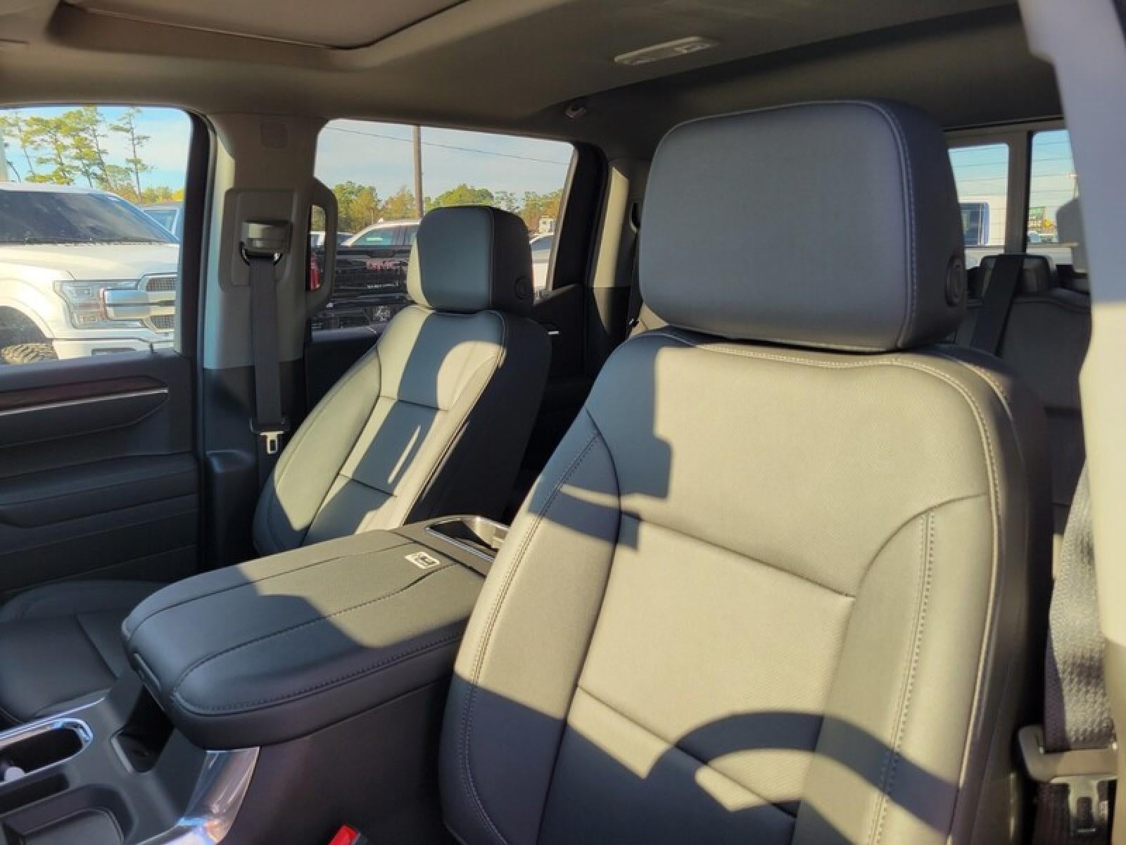 2026 GMC Sierra 1500 Crew Cab Short Box 2-Wheel Drive SLT