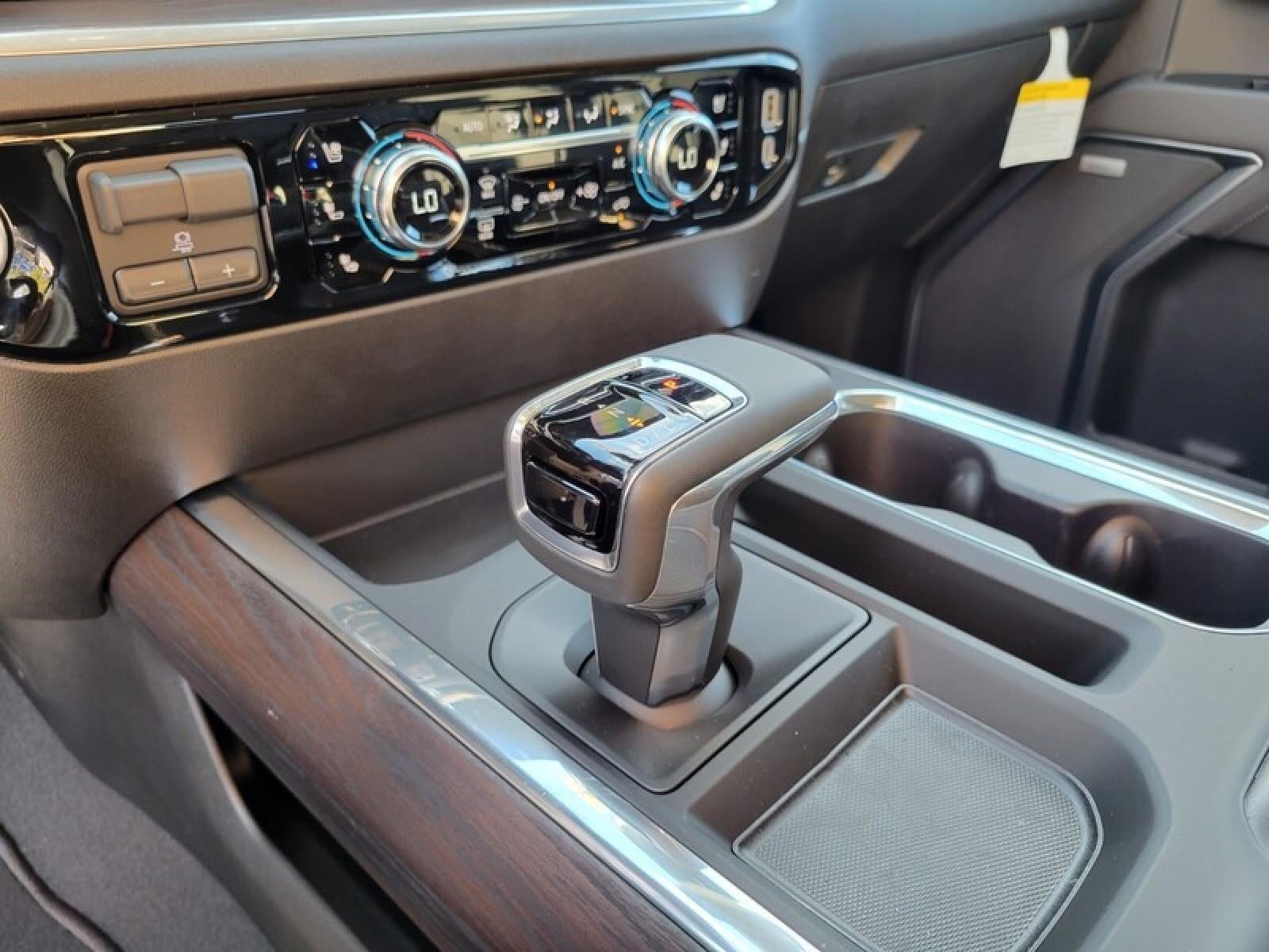 2026 GMC Sierra 1500 Crew Cab Short Box 2-Wheel Drive SLT