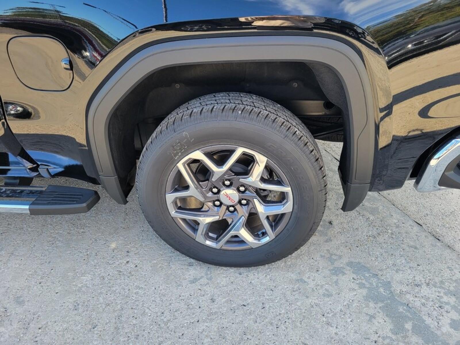 2026 GMC Sierra 1500 Crew Cab Short Box 2-Wheel Drive SLT