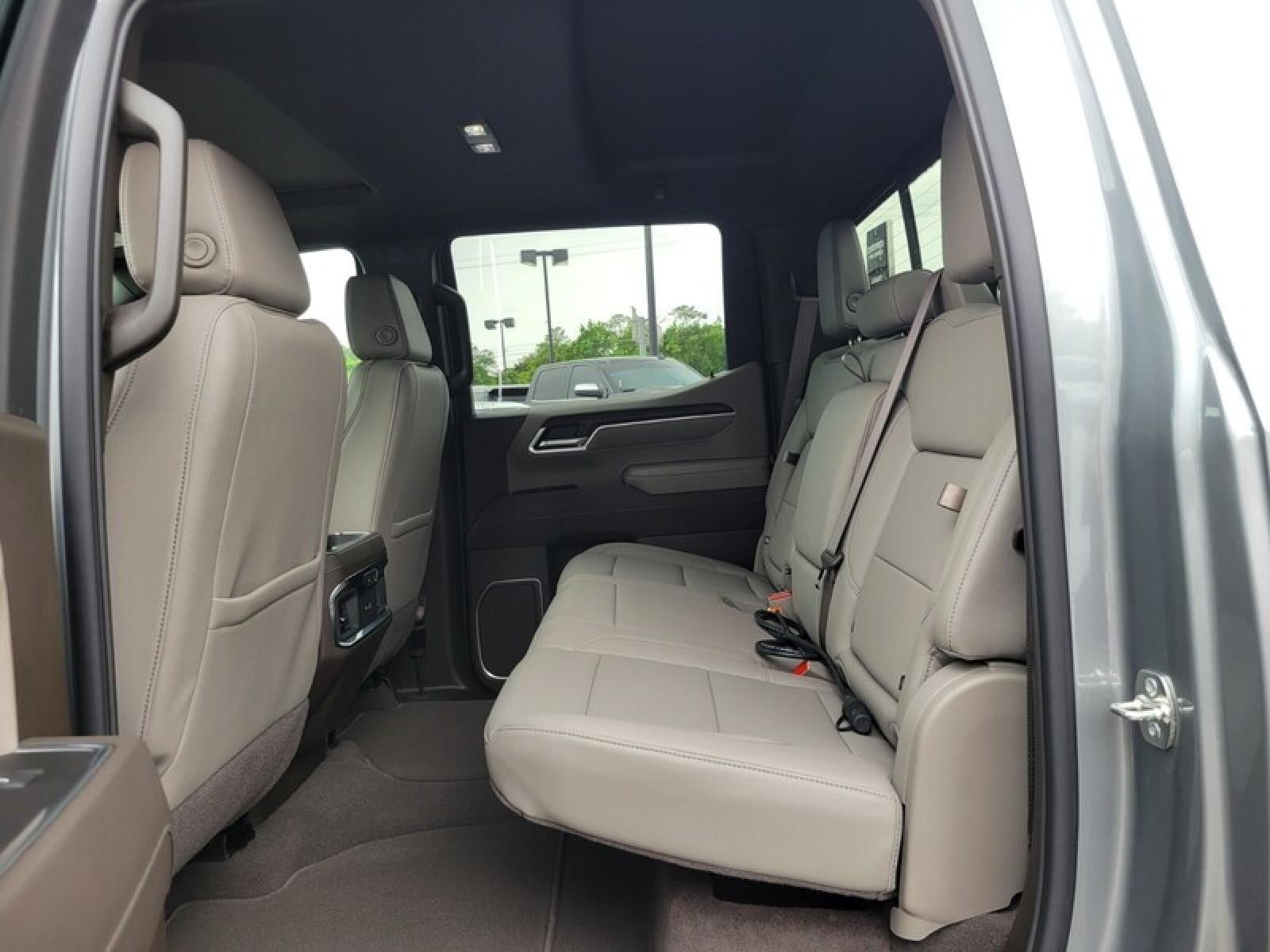 2026 GMC Sierra 1500 Crew Cab Short Box 2-Wheel Drive SLT