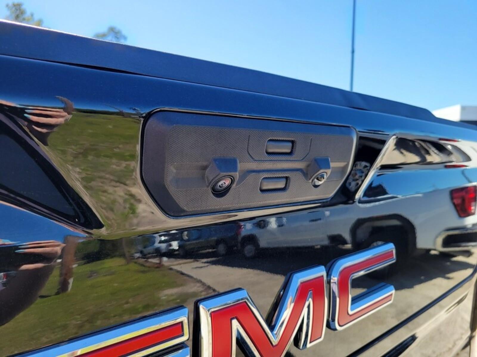 2026 GMC Sierra 1500 Crew Cab Short Box 2-Wheel Drive SLT