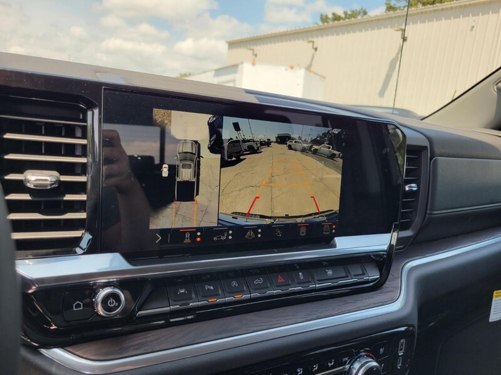 2026 GMC Sierra 1500 Crew Cab Short Box 2-Wheel Drive SLT