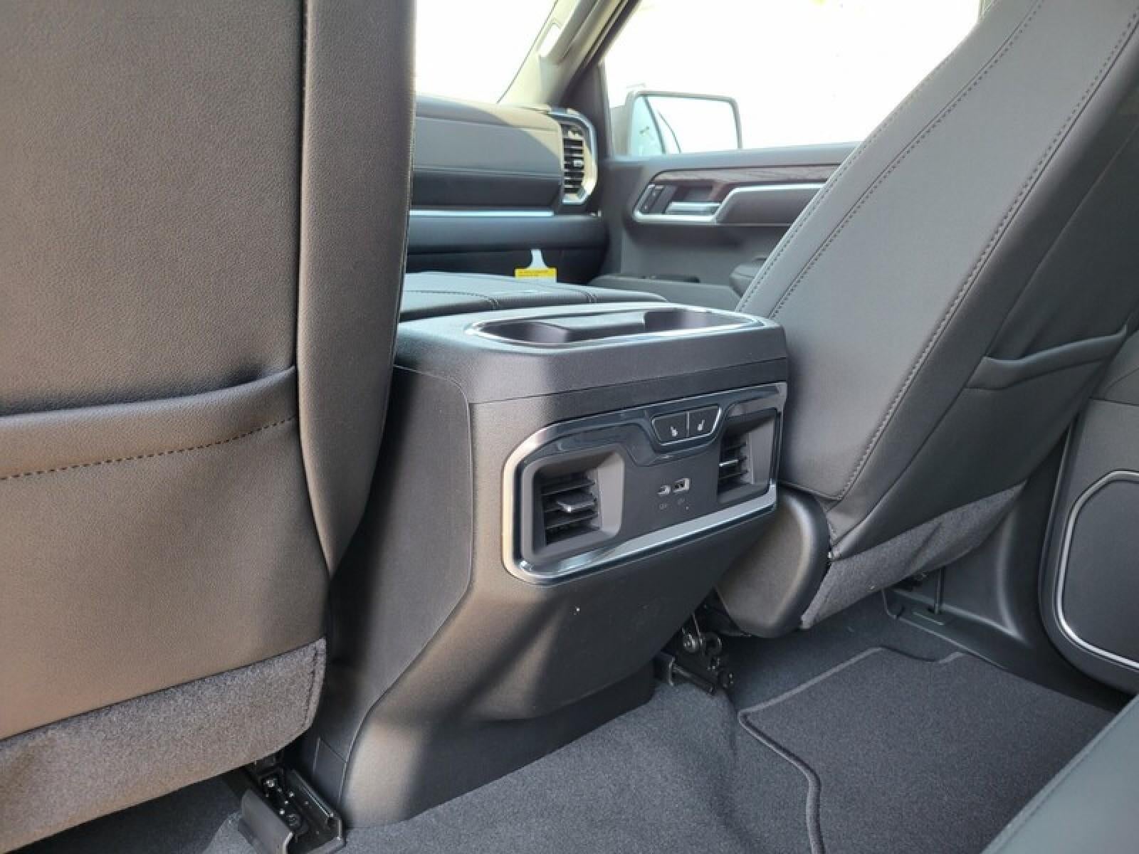 2026 GMC Sierra 1500 Crew Cab Short Box 2-Wheel Drive SLT