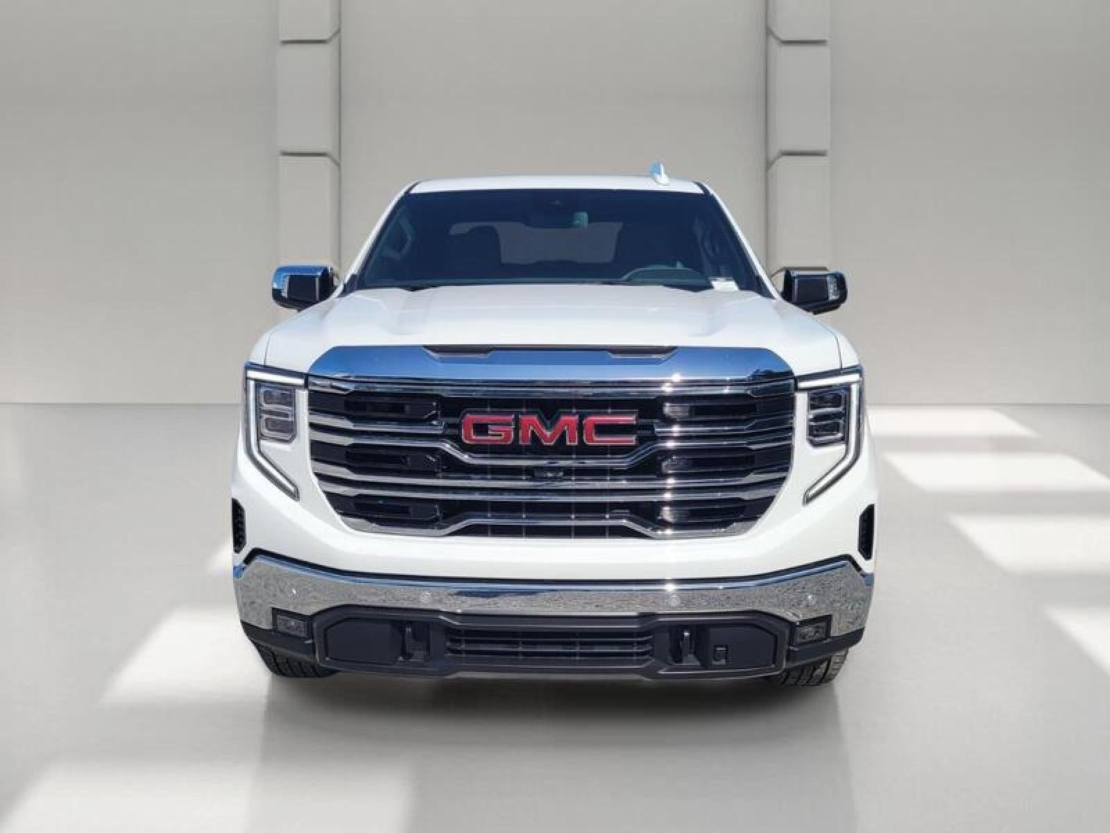 2026 GMC Sierra 1500 Crew Cab Short Box 2-Wheel Drive SLT