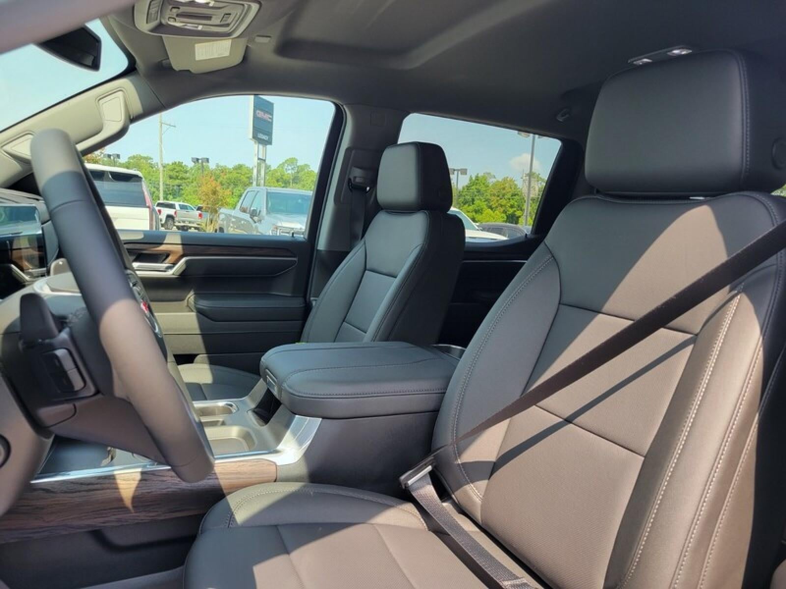 2026 GMC Sierra 1500 Crew Cab Short Box 2-Wheel Drive SLT