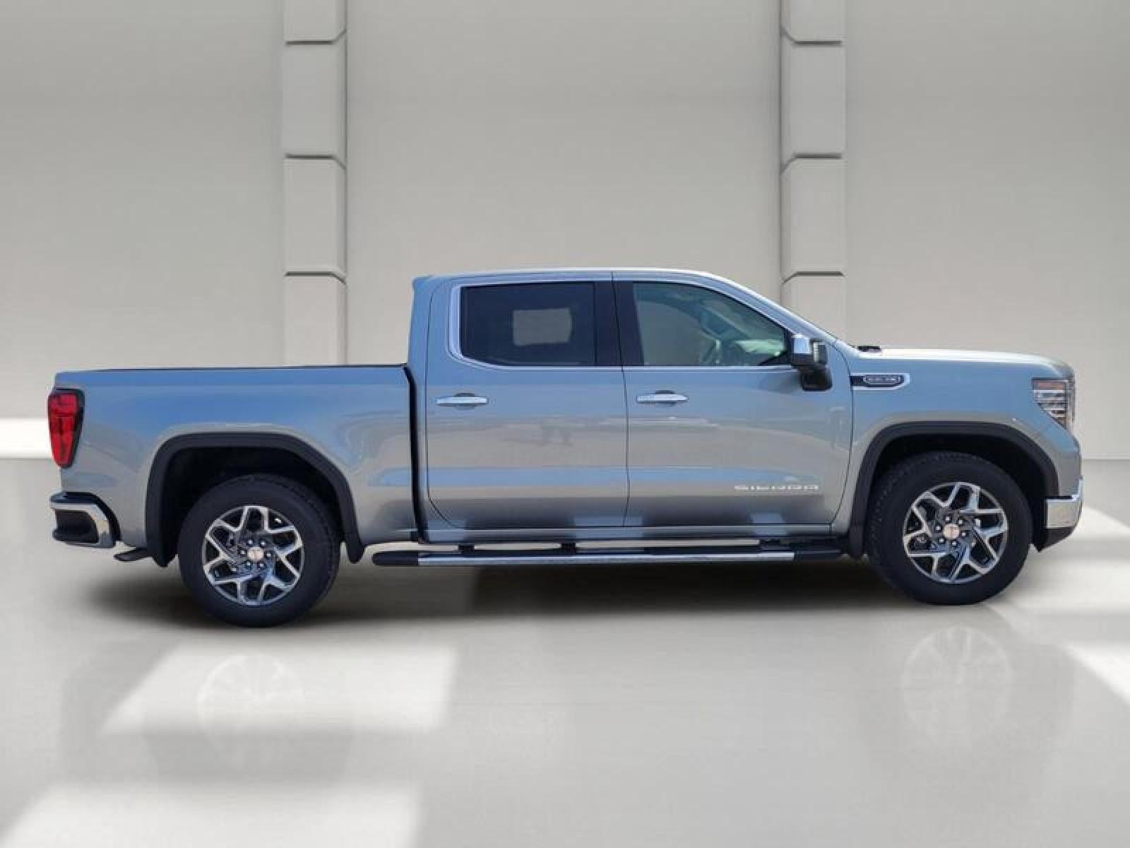 2026 GMC Sierra 1500 Crew Cab Short Box 2-Wheel Drive SLT