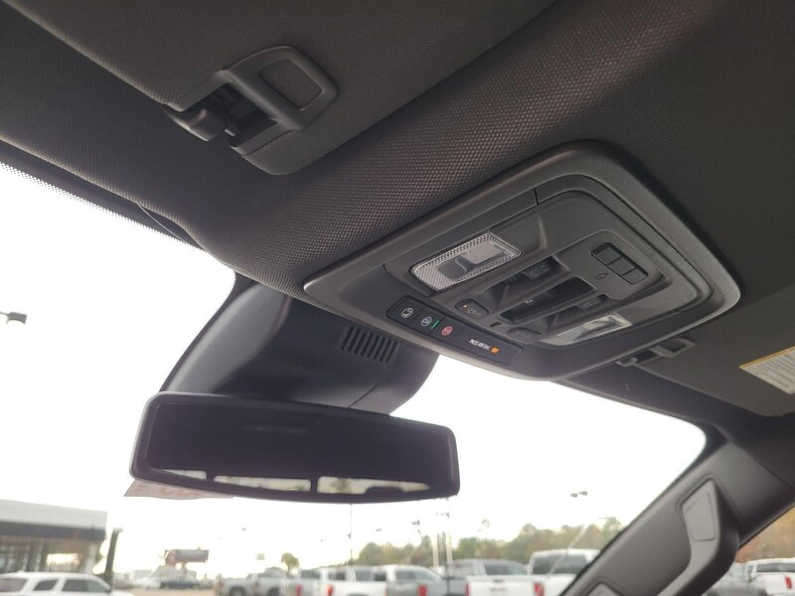 2026 GMC Sierra 1500 Crew Cab Short Box 2-Wheel Drive SLT