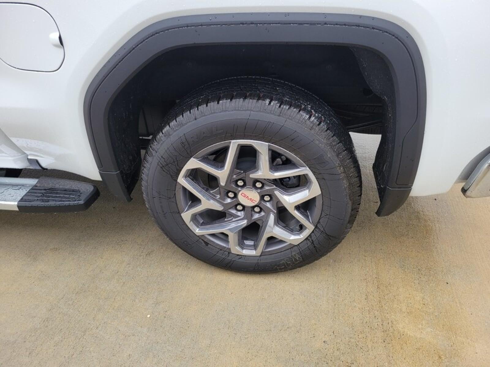 2026 GMC Sierra 1500 Crew Cab Short Box 2-Wheel Drive SLT