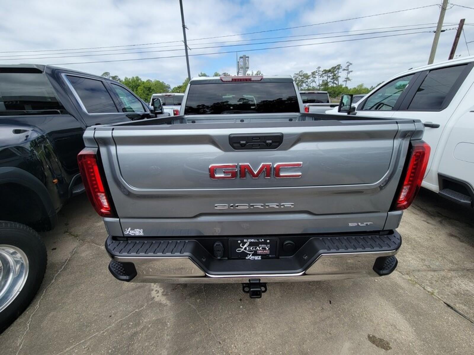 2026 GMC Sierra 1500 Crew Cab Short Box 2-Wheel Drive SLT