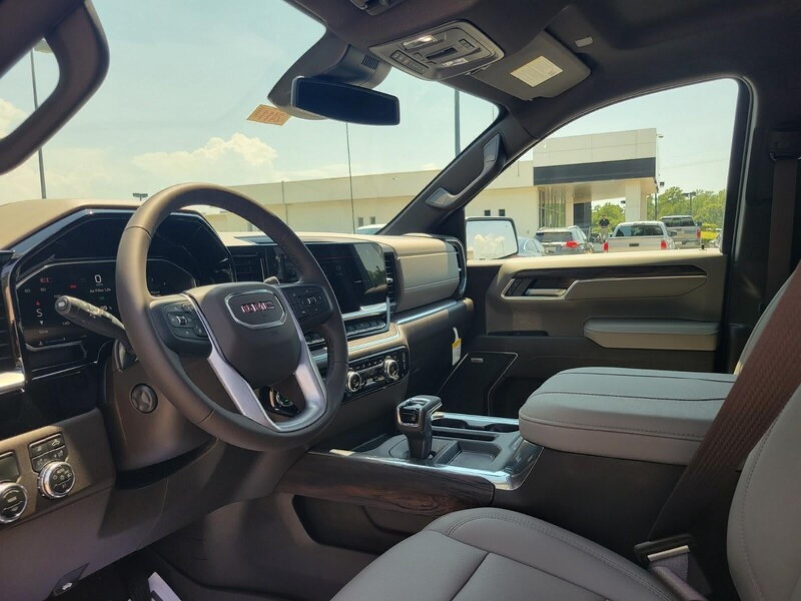 2026 GMC Sierra 1500 Crew Cab Short Box 2-Wheel Drive SLT