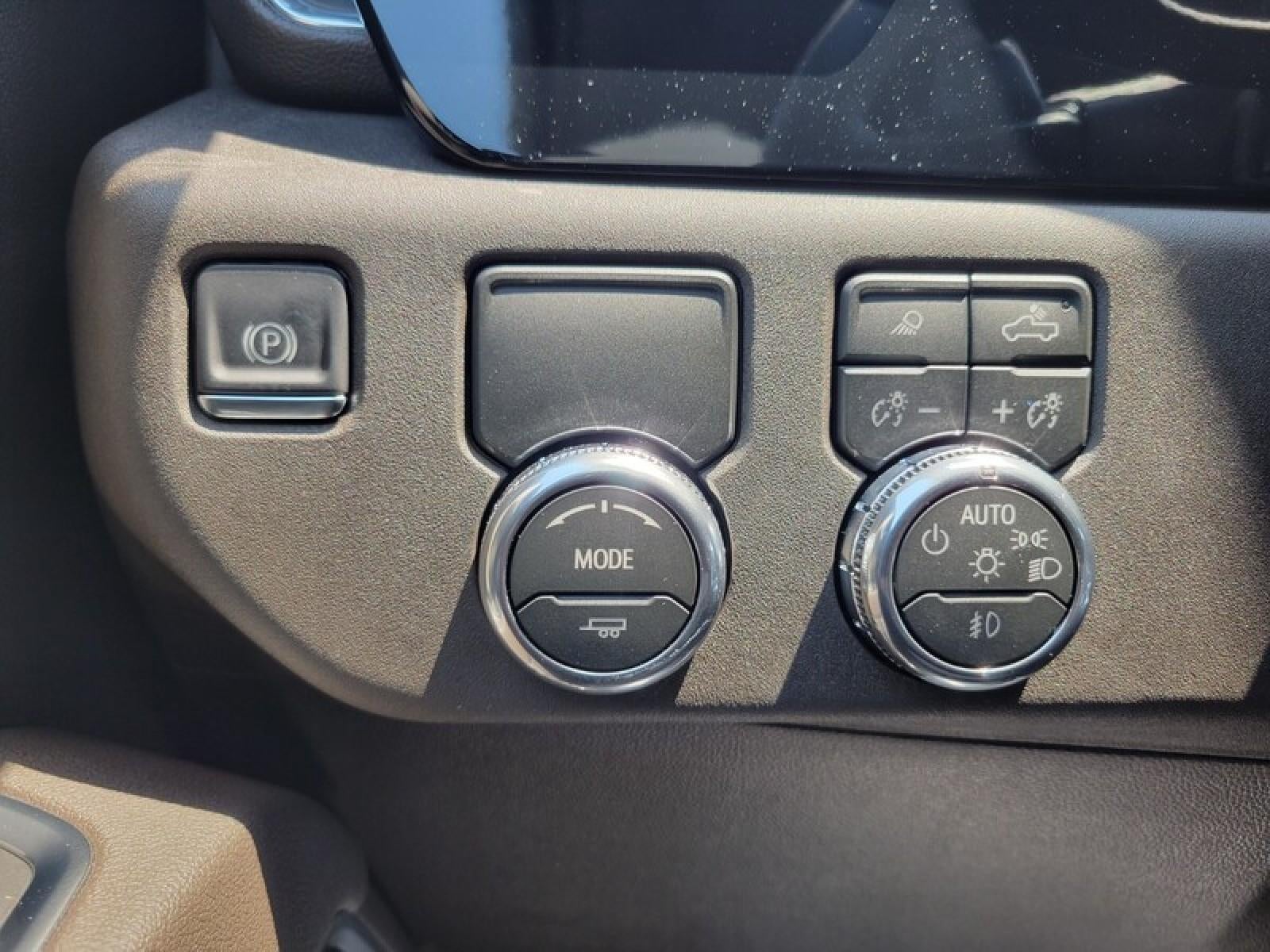 2026 GMC Sierra 1500 Crew Cab Short Box 2-Wheel Drive SLT