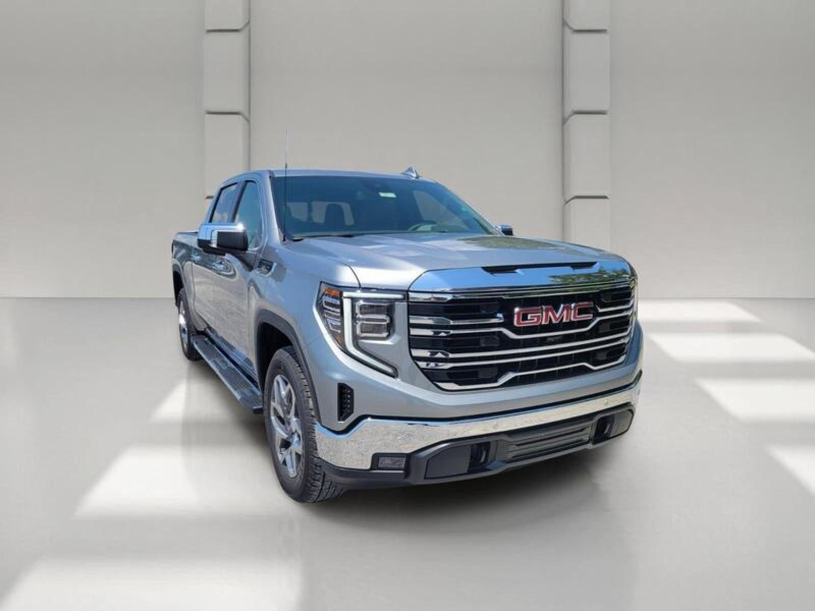 2026 GMC Sierra 1500 Crew Cab Short Box 2-Wheel Drive SLT