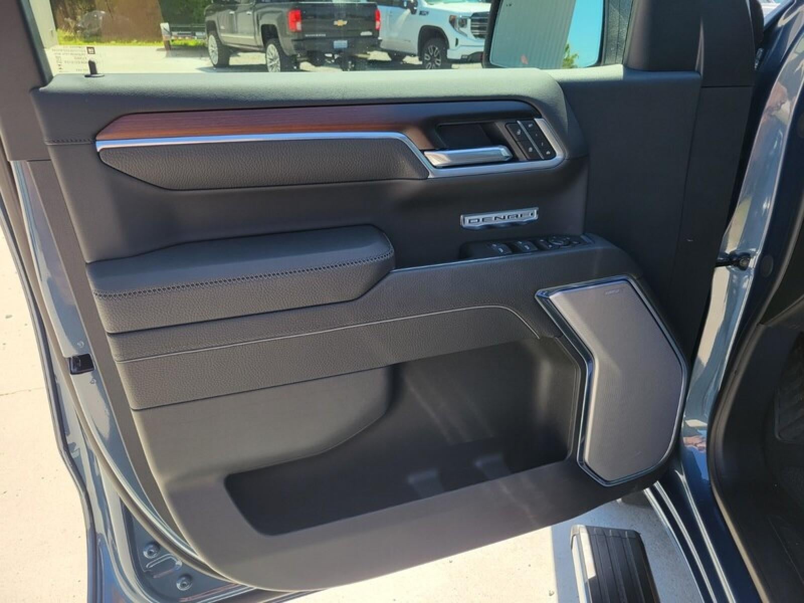 2026 GMC Sierra 1500 Crew Cab Short Box 2-Wheel Drive Denali