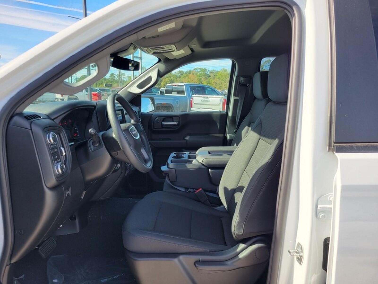 2026 GMC Sierra 1500 Crew Cab Short Box 4-Wheel Drive Pro