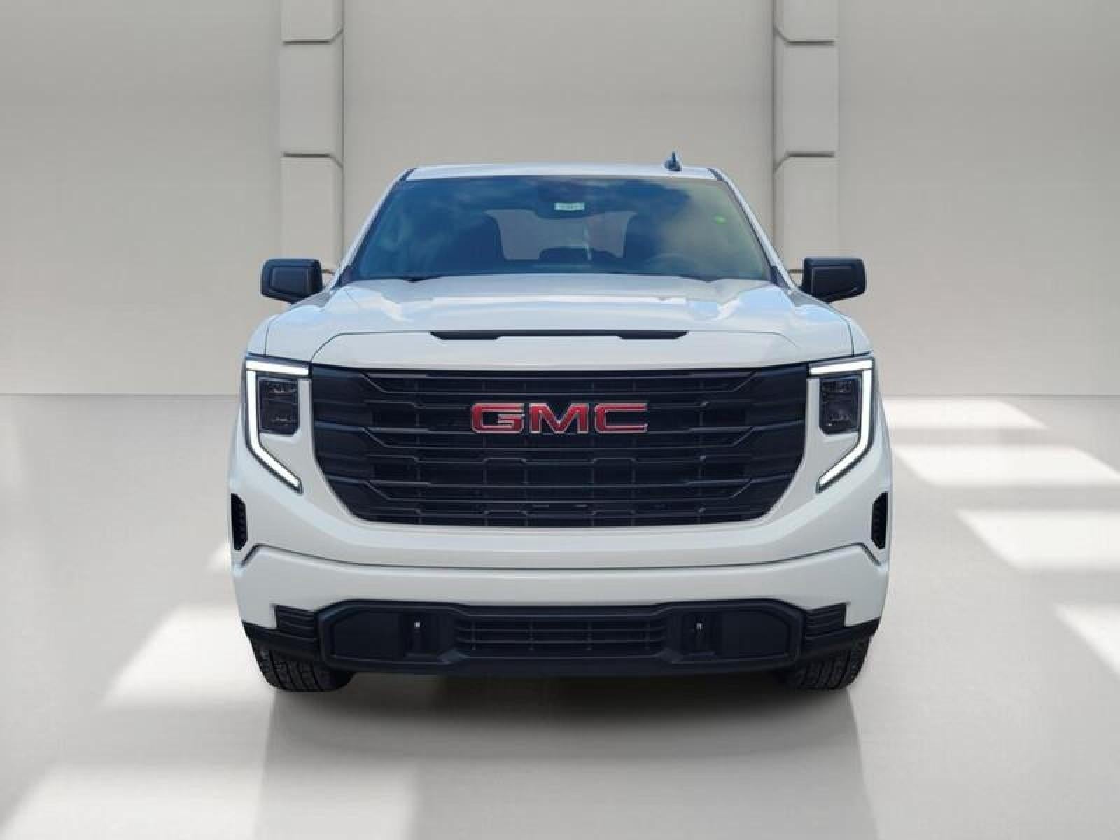 2026 GMC Sierra 1500 Crew Cab Short Box 4-Wheel Drive Pro