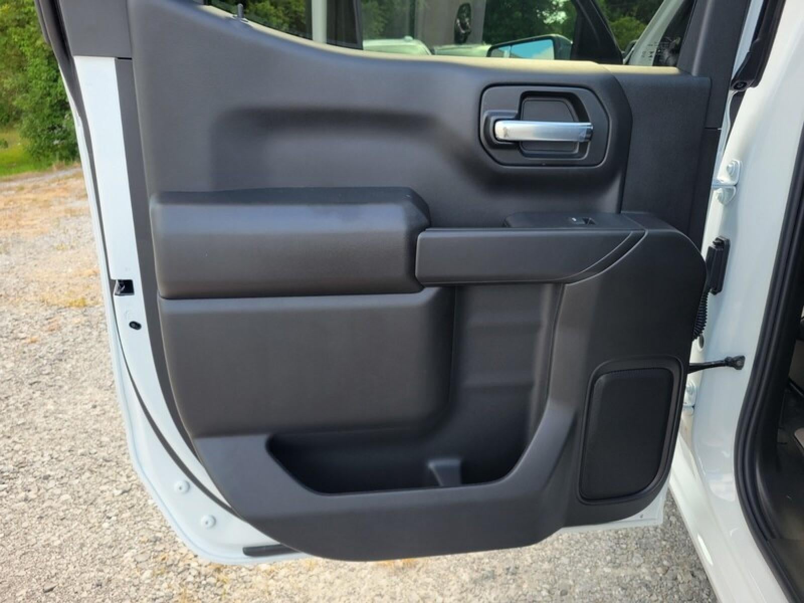 2026 GMC Sierra 1500 Crew Cab Short Box 4-Wheel Drive Pro