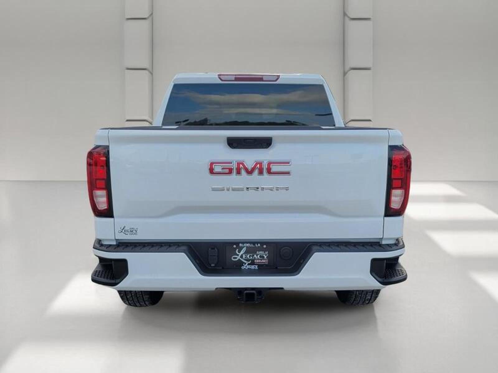 2026 GMC Sierra 1500 Crew Cab Short Box 4-Wheel Drive Pro