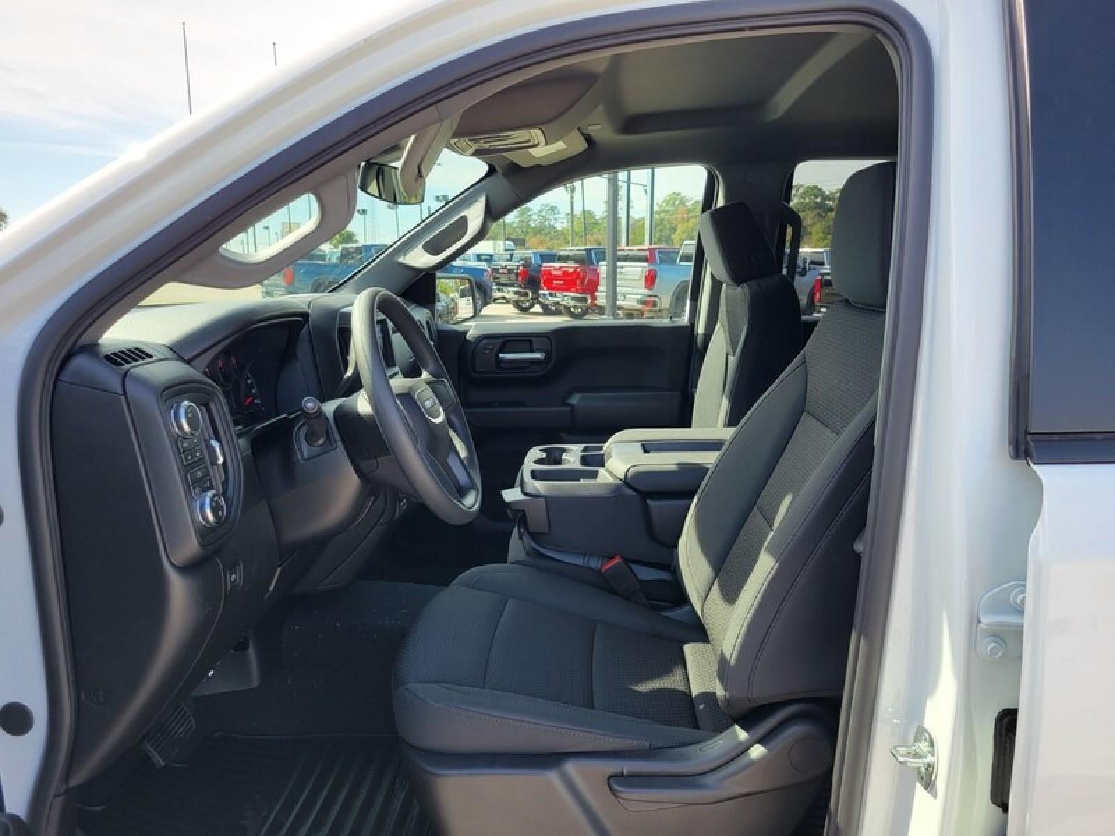 2026 GMC Sierra 1500 Crew Cab Short Box 4-Wheel Drive Pro