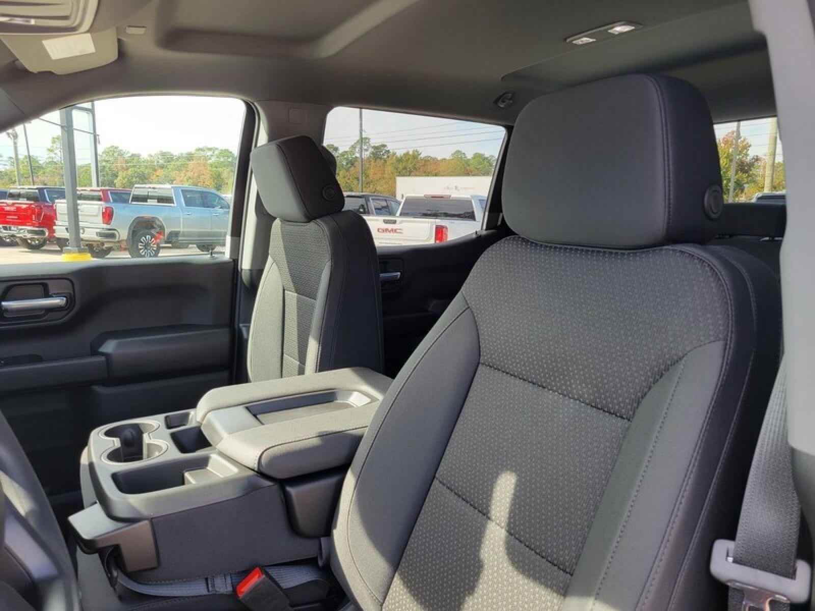 2026 GMC Sierra 1500 Crew Cab Short Box 4-Wheel Drive Pro