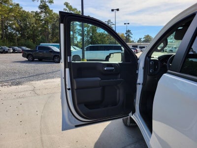 2026 GMC Sierra 1500 Crew Cab Short Box 4-Wheel Drive Pro