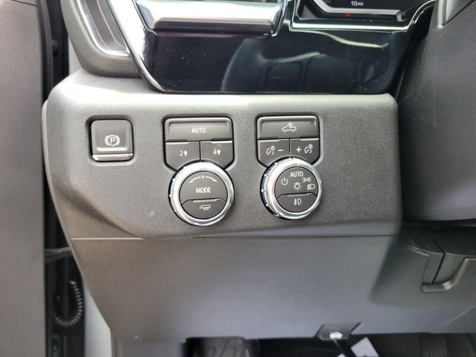 2026 GMC Sierra 1500 Crew Cab Short Box 4-Wheel Drive Elevation 3SB