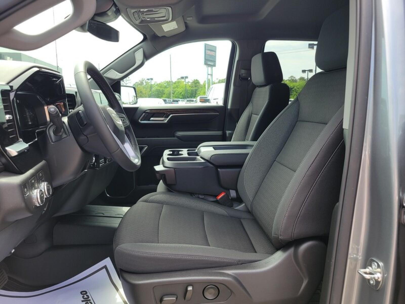 2026 GMC Sierra 1500 Crew Cab Short Box 4-Wheel Drive Elevation 3SB