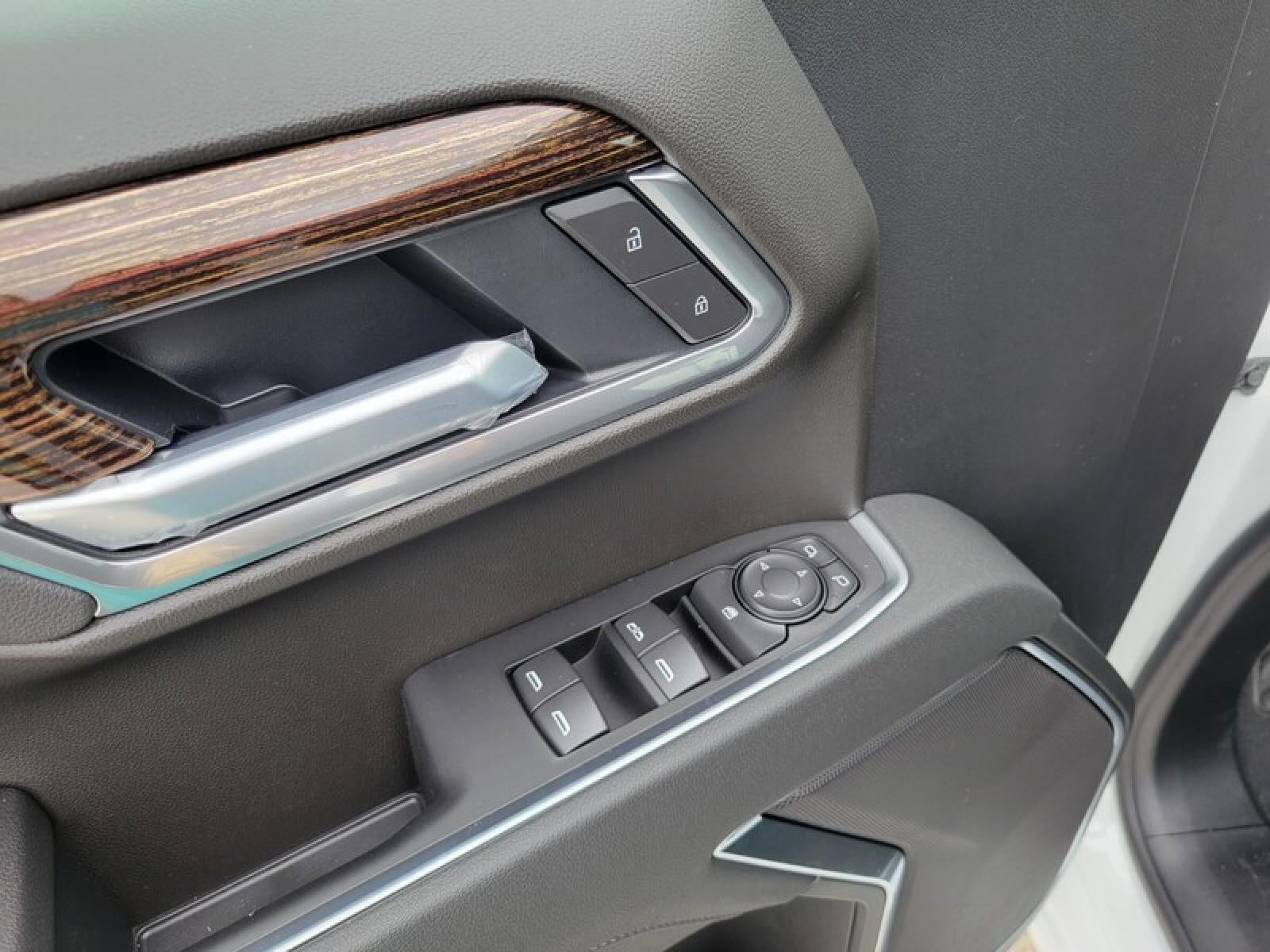 2026 GMC Sierra 1500 Crew Cab Short Box 4-Wheel Drive Elevation 3VL