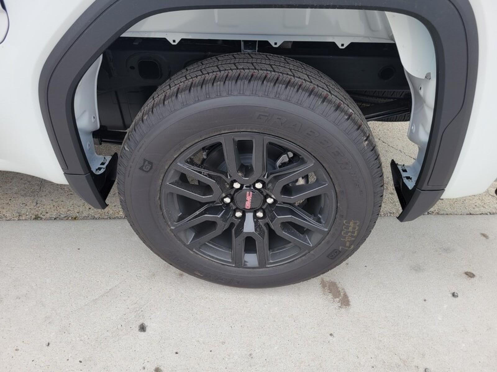 2026 GMC Sierra 1500 Crew Cab Short Box 4-Wheel Drive Elevation 3VL