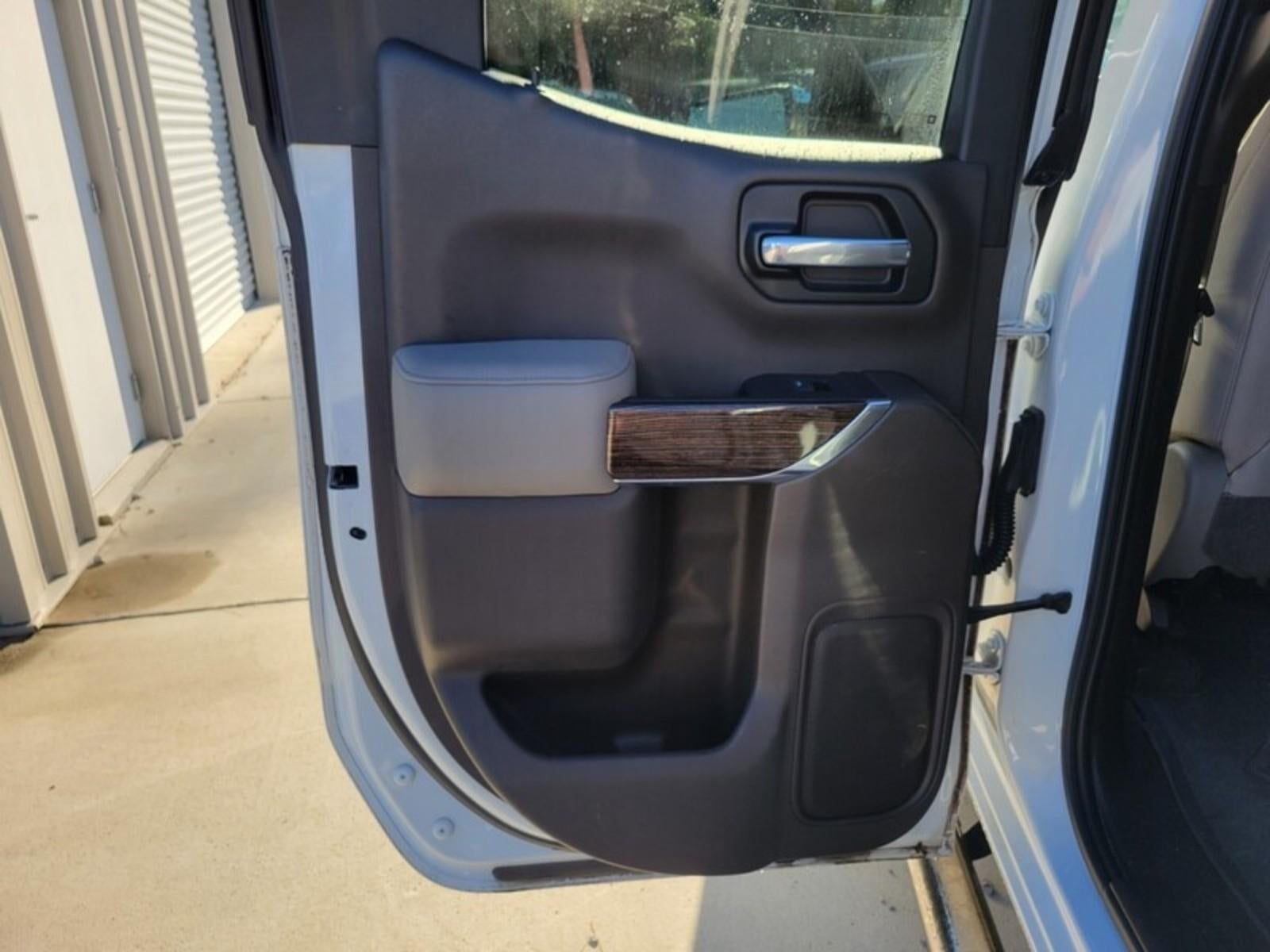 2020 GMC Sierra 1500 SLE