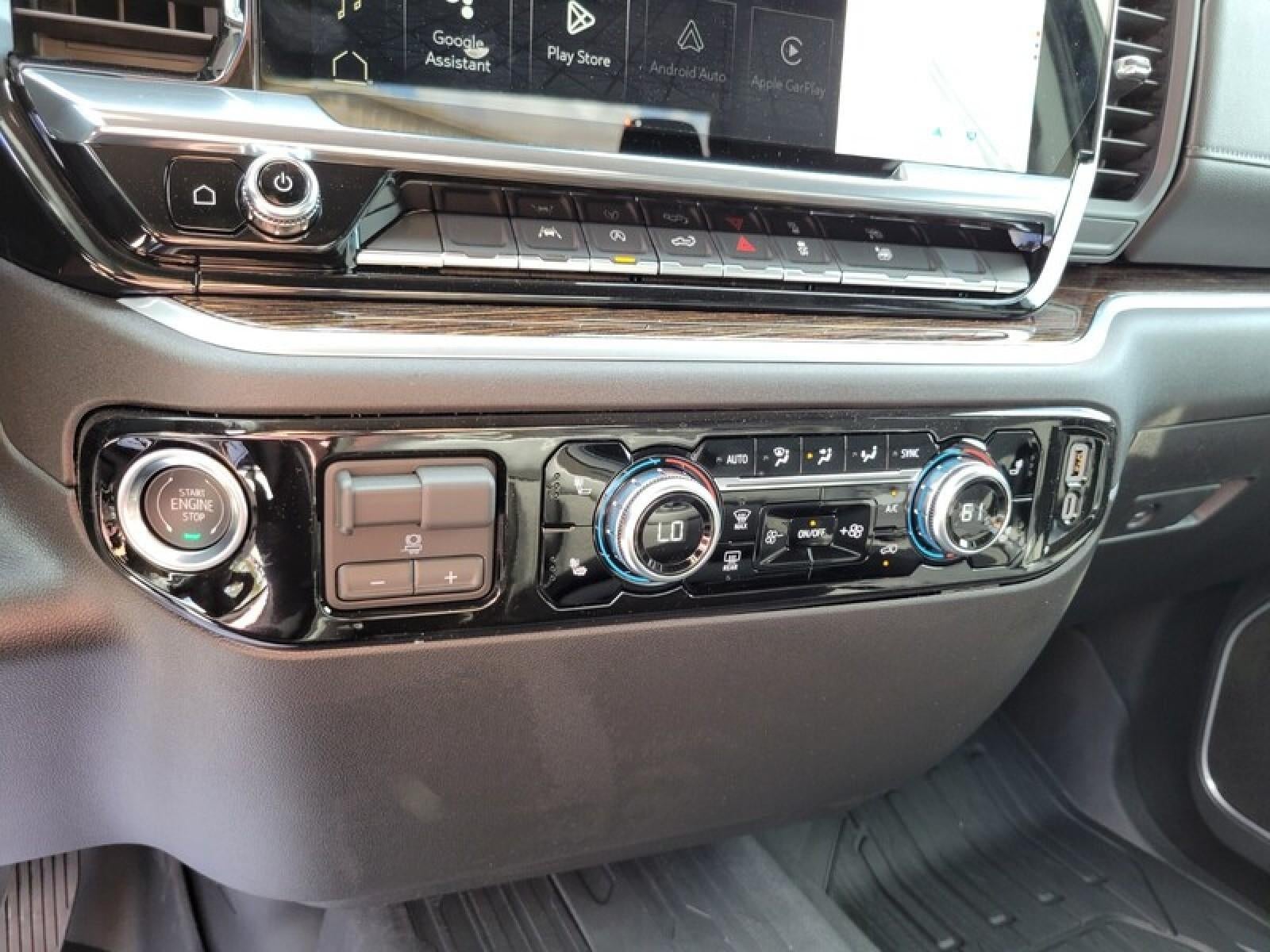 2026 GMC Sierra 1500 Double Cab Standard Box 2-Wheel Drive Elevation