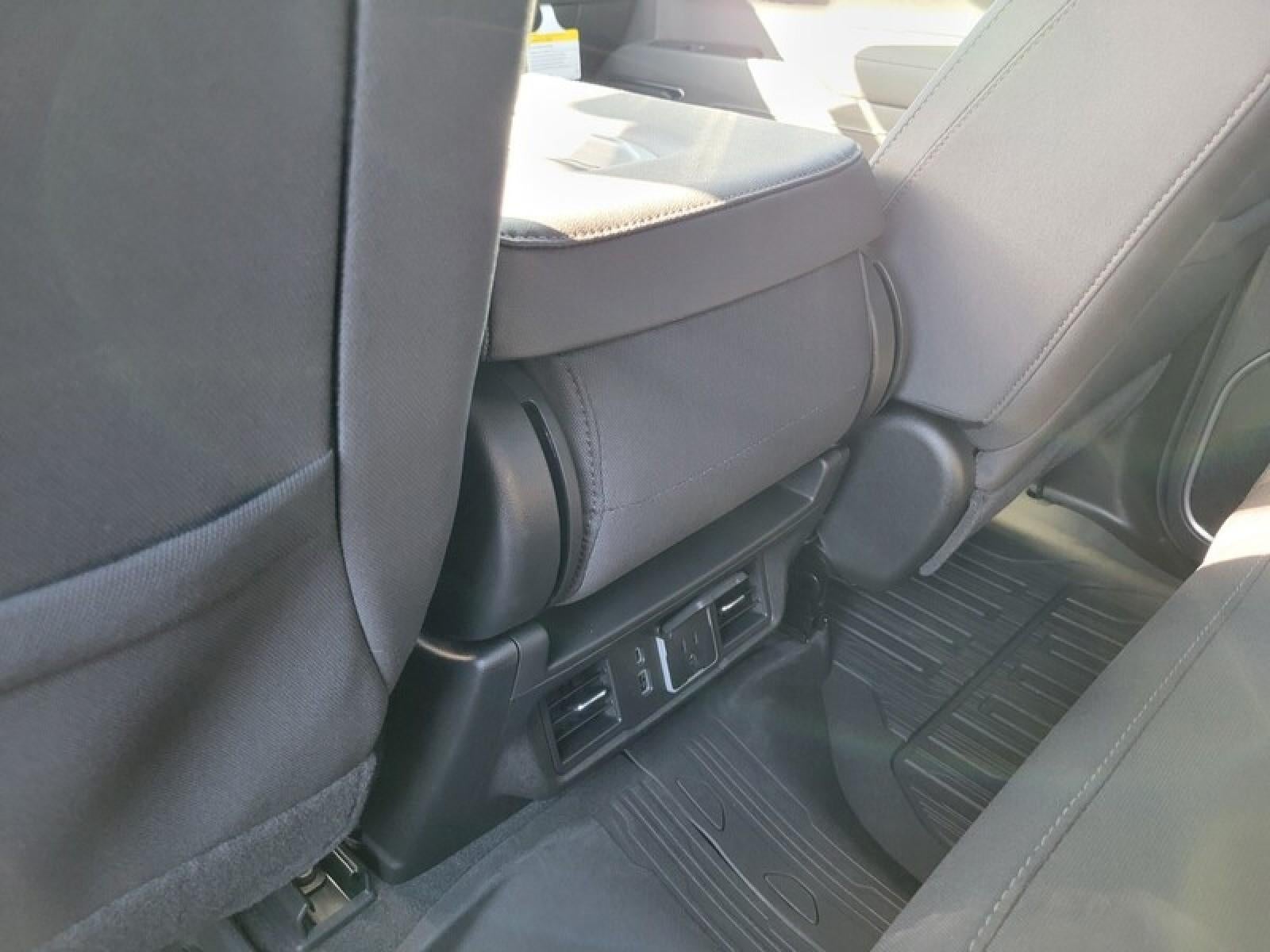 2026 GMC Sierra 1500 Double Cab Standard Box 2-Wheel Drive Elevation