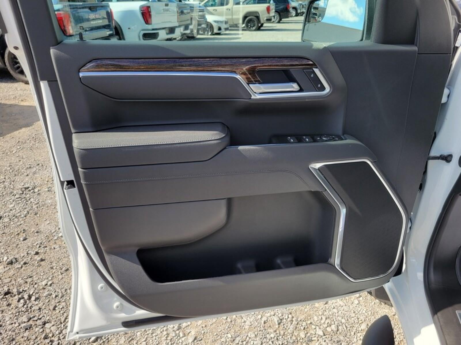 2026 GMC Sierra 1500 Double Cab Standard Box 2-Wheel Drive Elevation