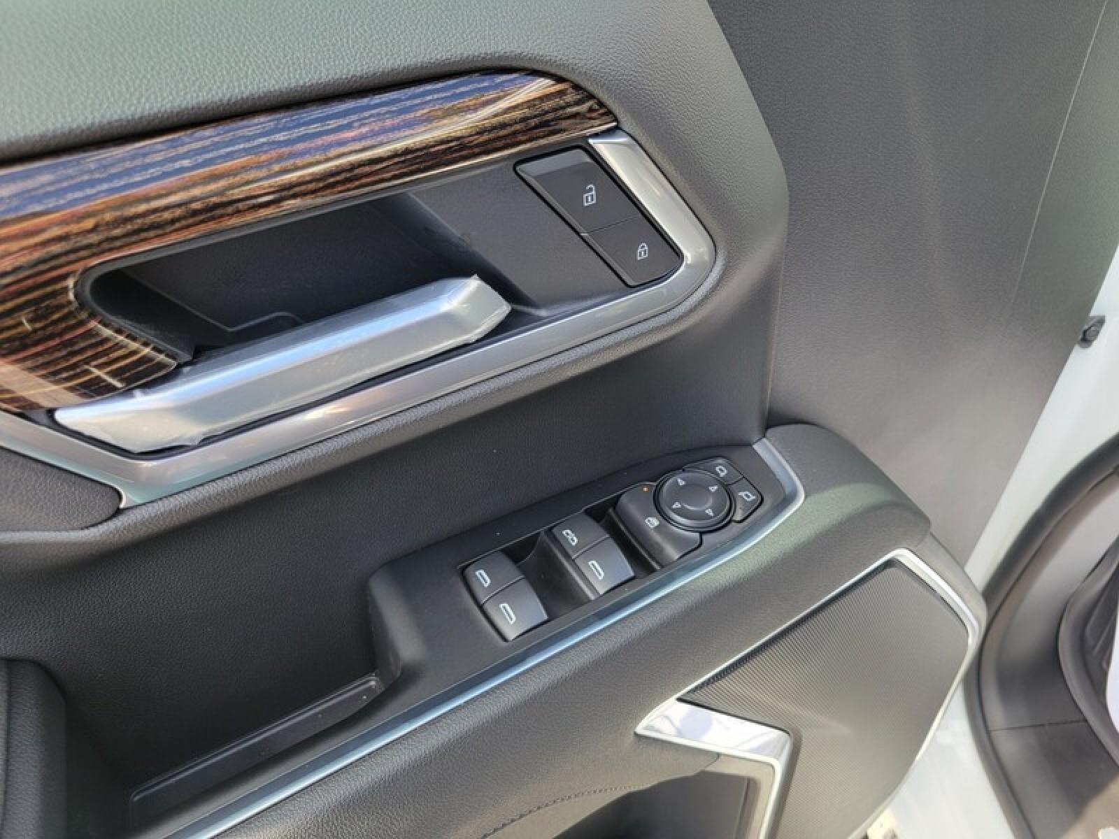 2026 GMC Sierra 1500 Double Cab Standard Box 2-Wheel Drive Elevation