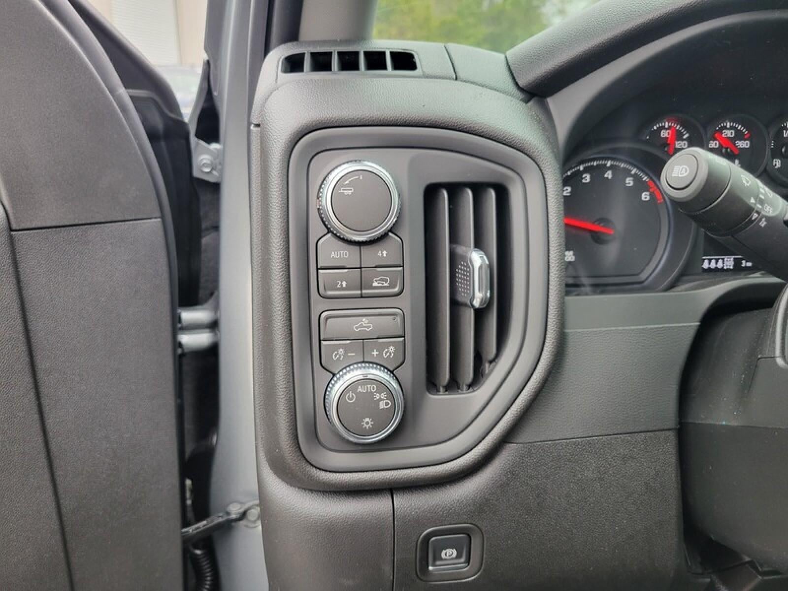 2026 GMC Sierra 1500 Double Cab Standard Box 4-Wheel Drive Pro