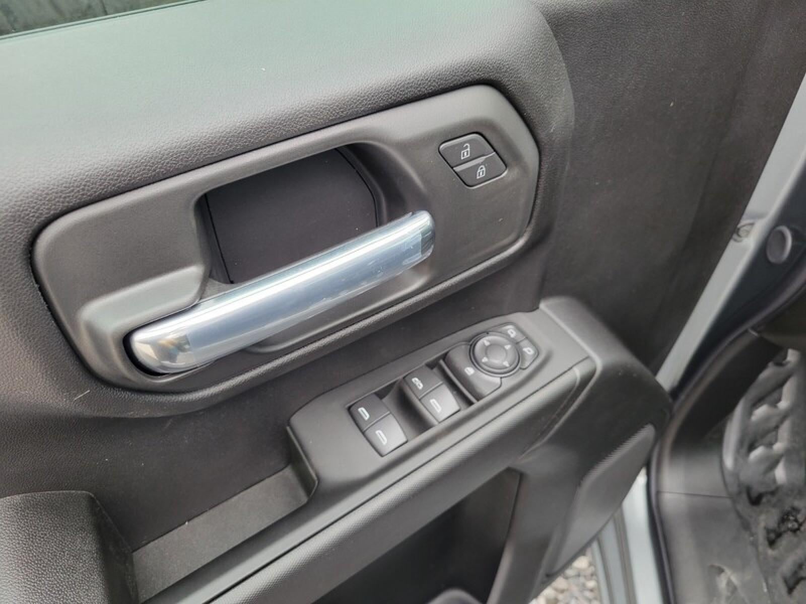 2026 GMC Sierra 1500 Double Cab Standard Box 4-Wheel Drive Pro