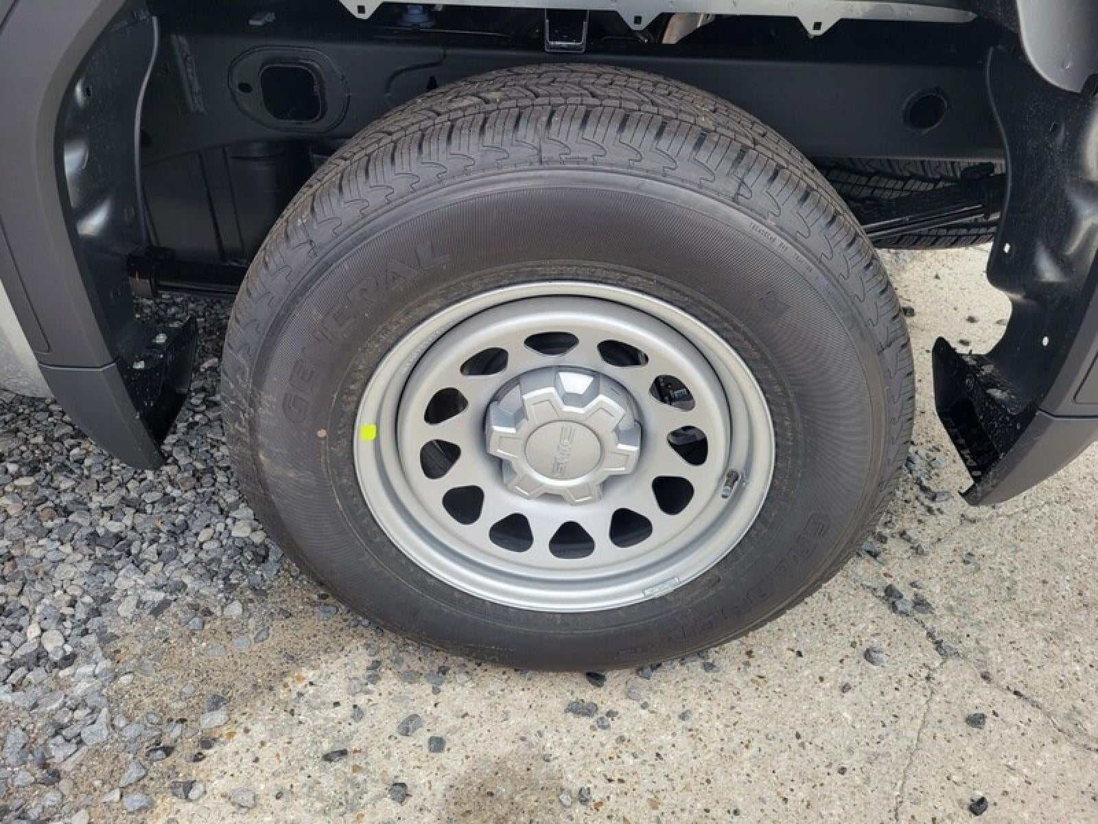 2026 GMC Sierra 1500 Double Cab Standard Box 4-Wheel Drive Pro