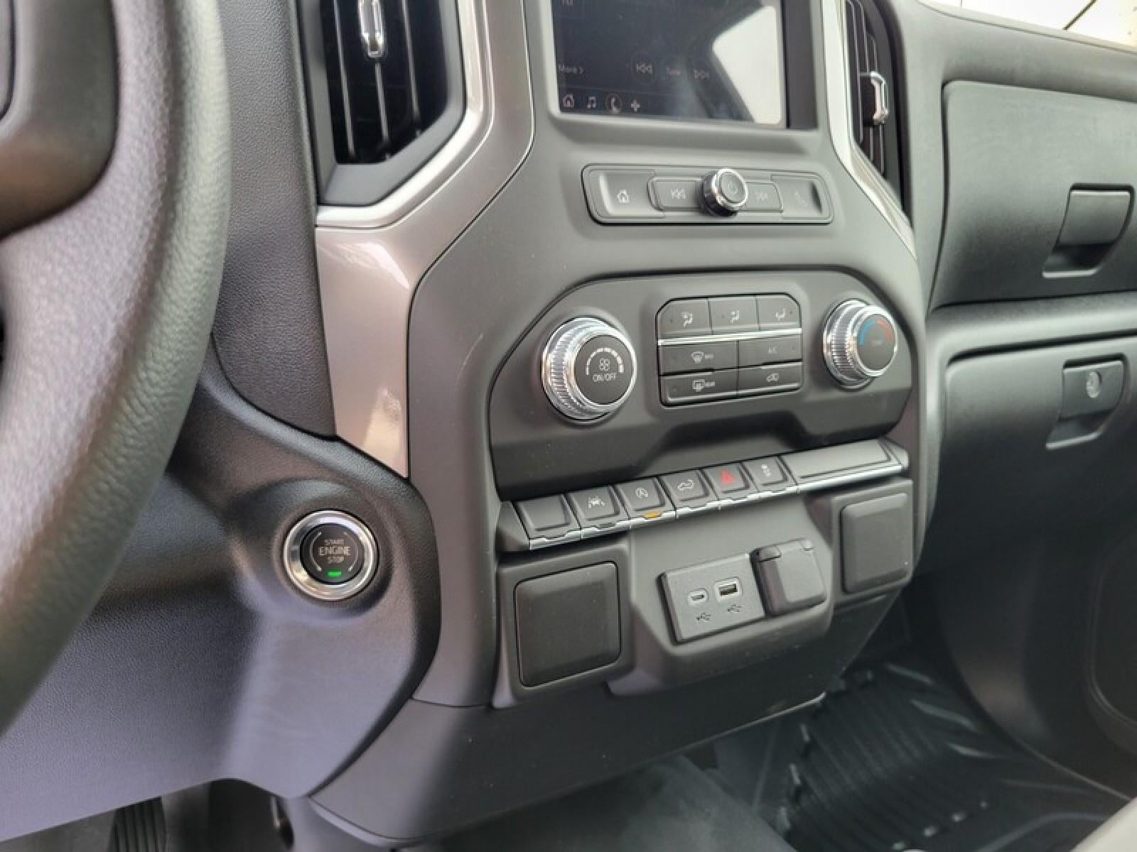 2026 GMC Sierra 1500 Double Cab Standard Box 4-Wheel Drive Pro