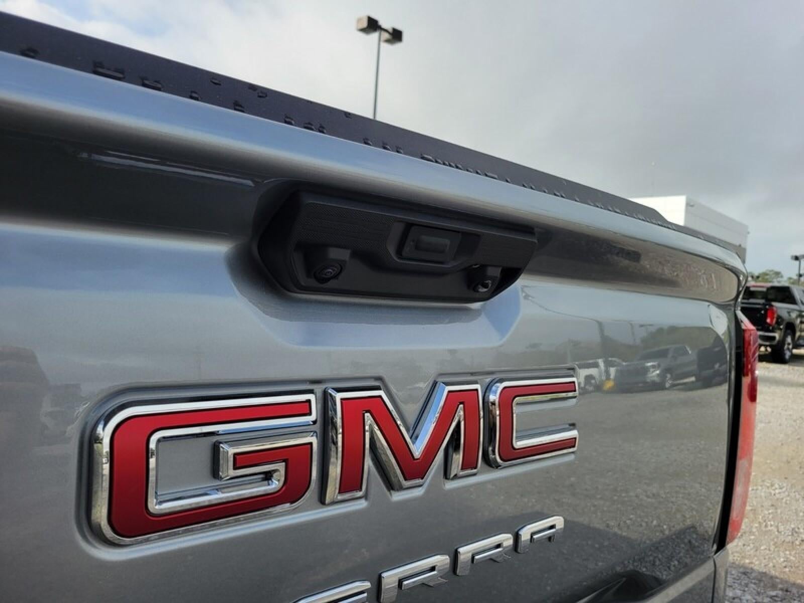 2026 GMC Sierra 1500 Double Cab Standard Box 4-Wheel Drive Pro