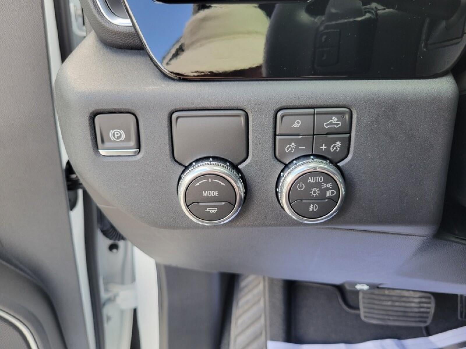 2026 GMC Sierra 1500 Crew Cab Short Box 2-Wheel Drive SLT